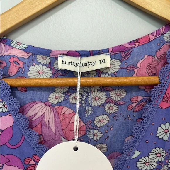 NWT FLORAL DRESS - Picture 3 of 5